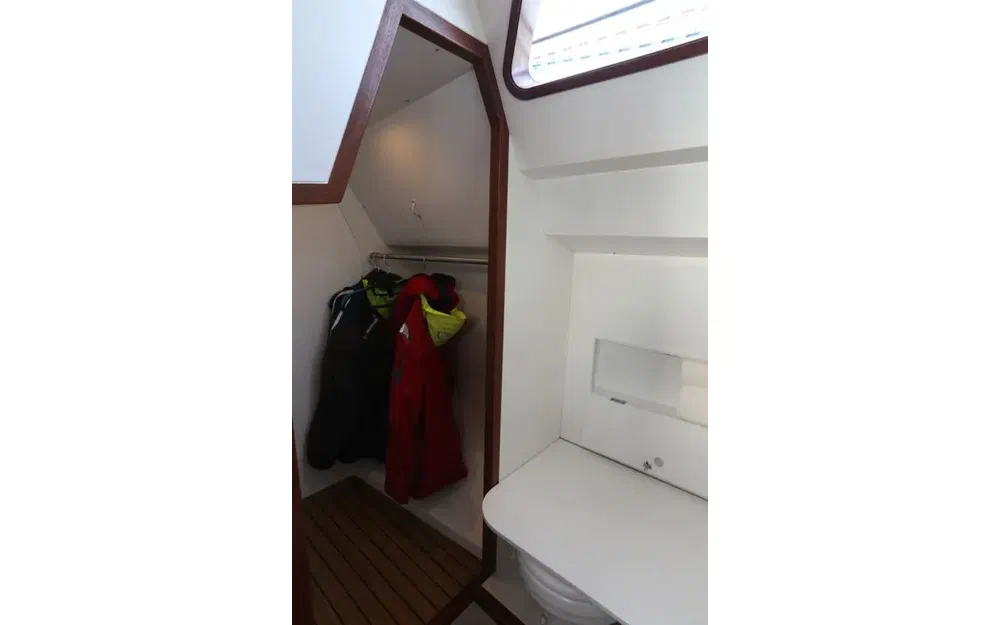 slider 16 Normandy Yacht Service Cordova 40