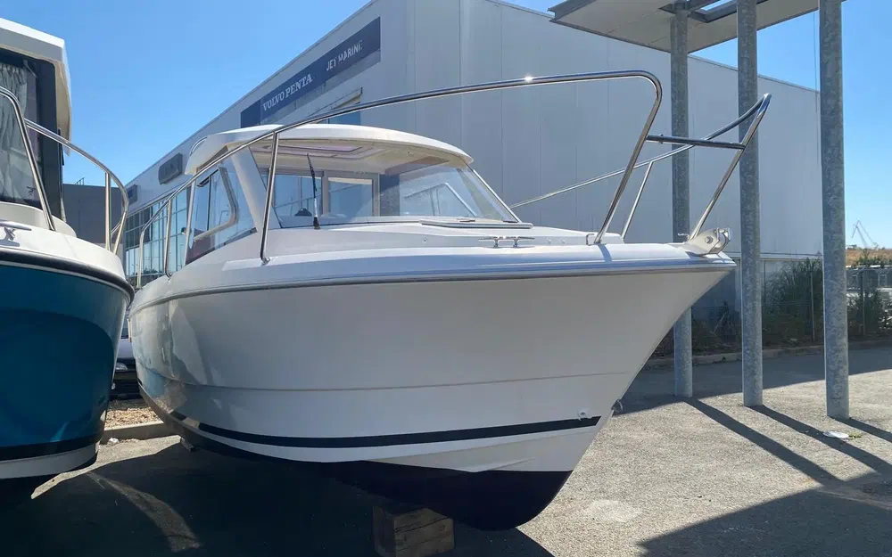 slider 0 Jeanneau Merry Fisher 645