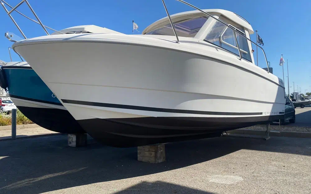 slider 2 Jeanneau Merry Fisher 645