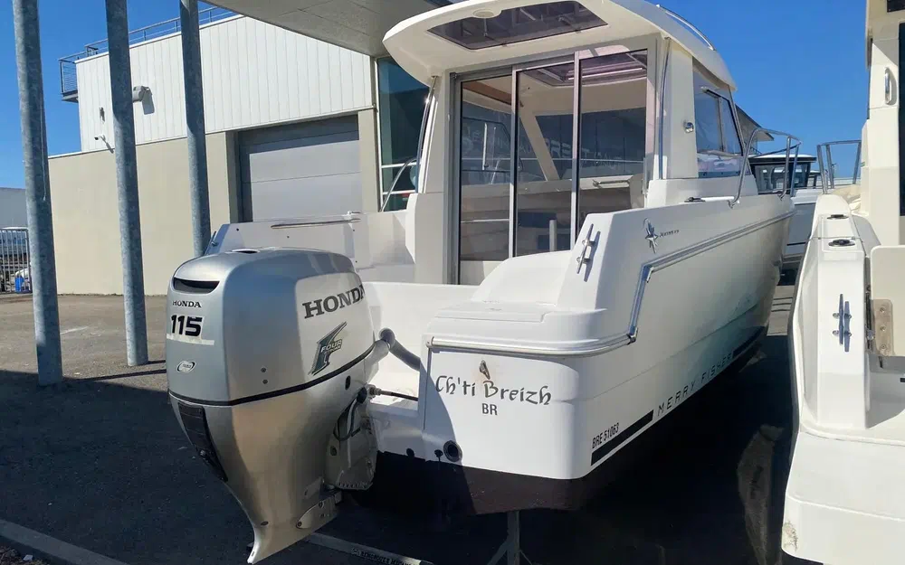 slider 6 Jeanneau Merry Fisher 645