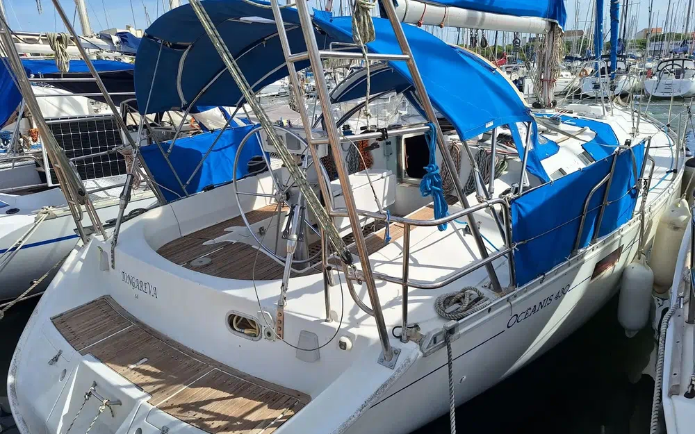slider 18 Beneteau Oceanis 430