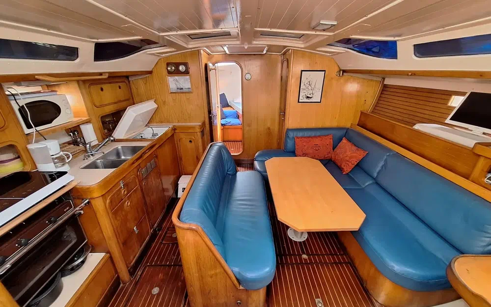 slider 2 Beneteau Oceanis 430