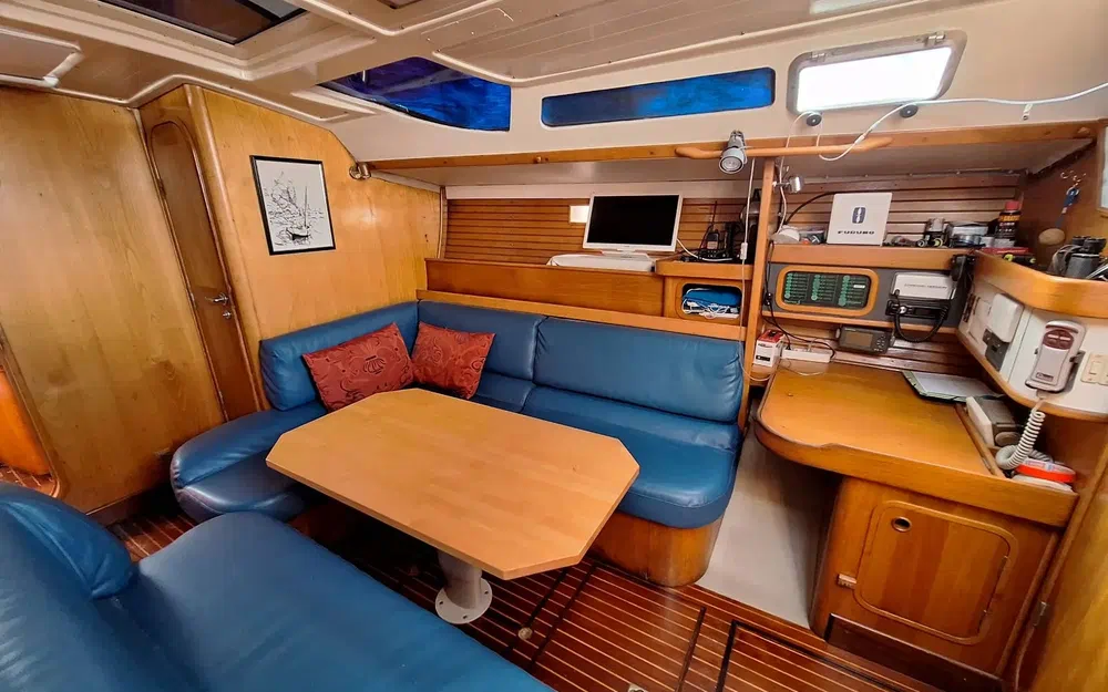 slider 3 Beneteau Oceanis 430