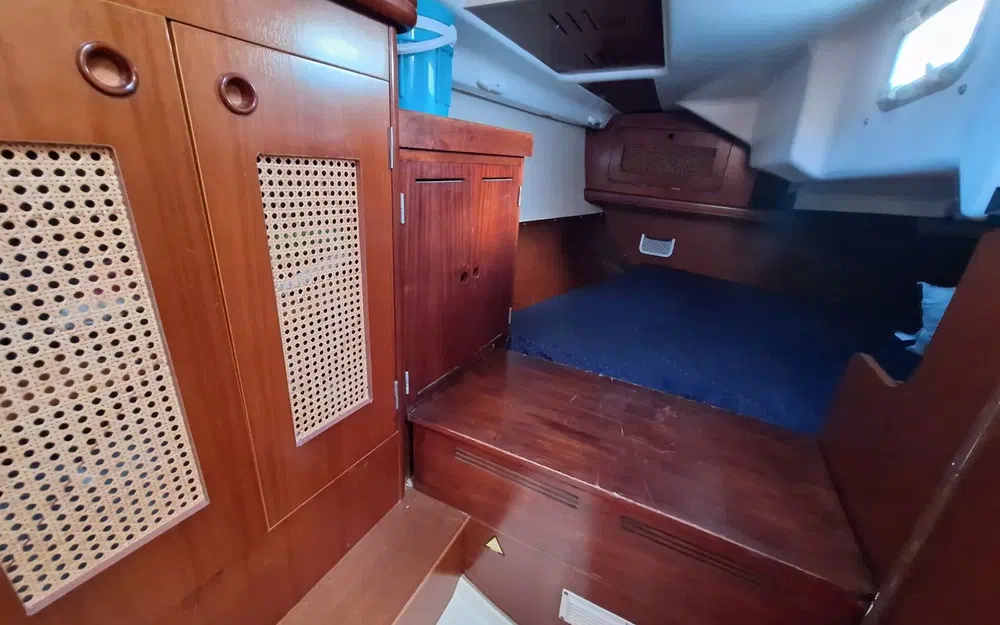 slider 9 Beneteau Oceanis 331 Clipper