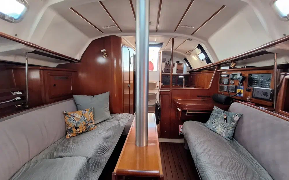 slider 10 Beneteau Oceanis 331 Clipper