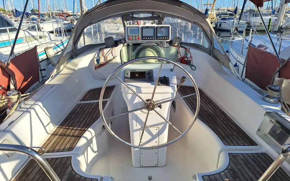 slider 12 Beneteau Oceanis 331 Clipper
