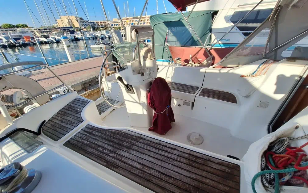 slider 14 Beneteau Oceanis 331 Clipper