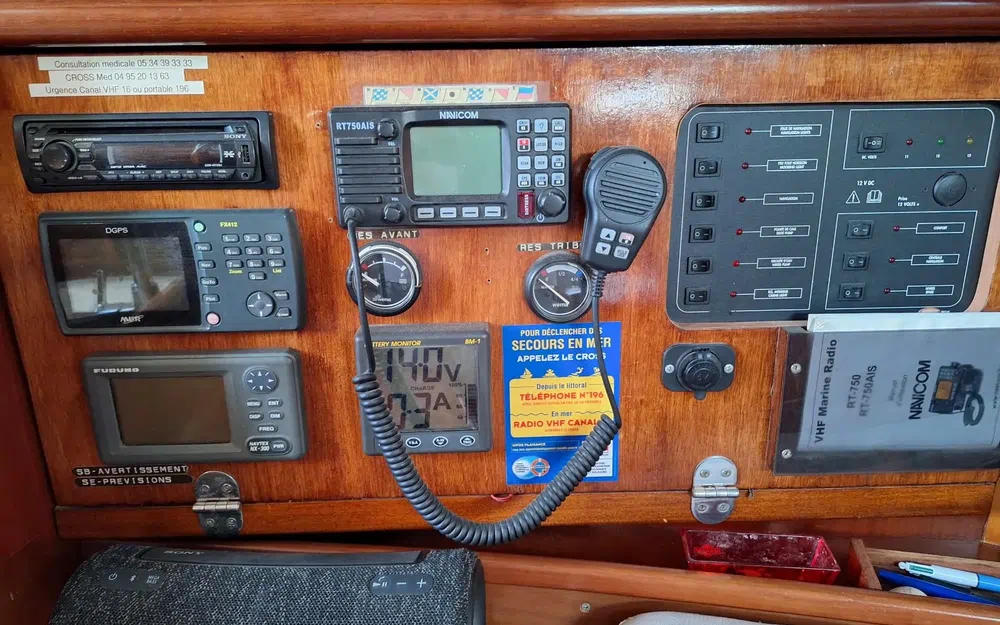 slider 5 Beneteau Oceanis 331 Clipper