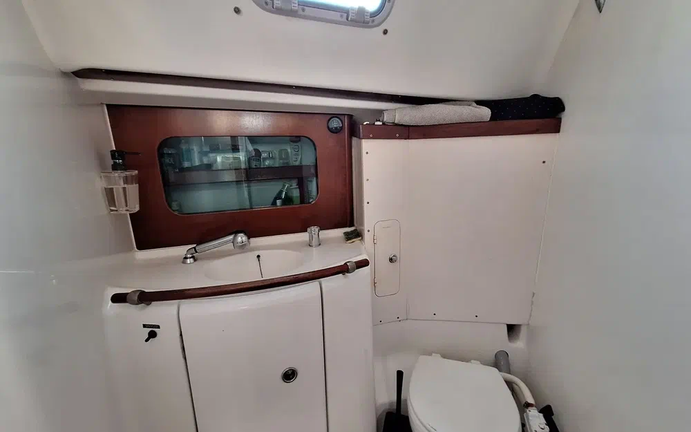 slider 8 Beneteau Oceanis 331 Clipper