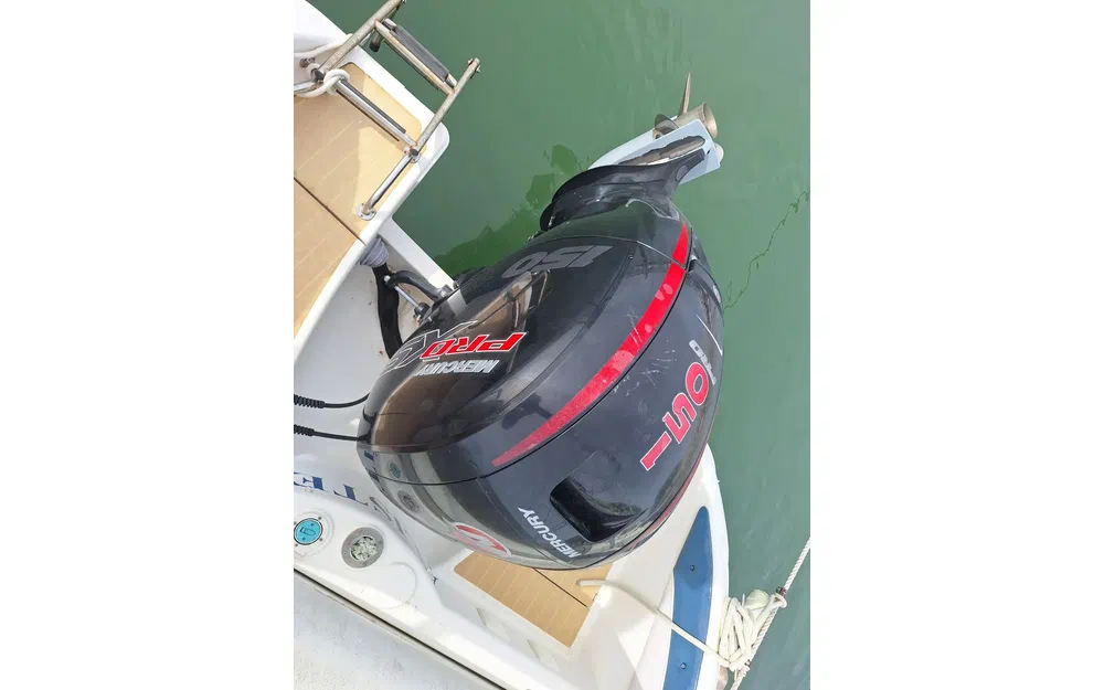 slider 5 Quicksilver 600 Commander