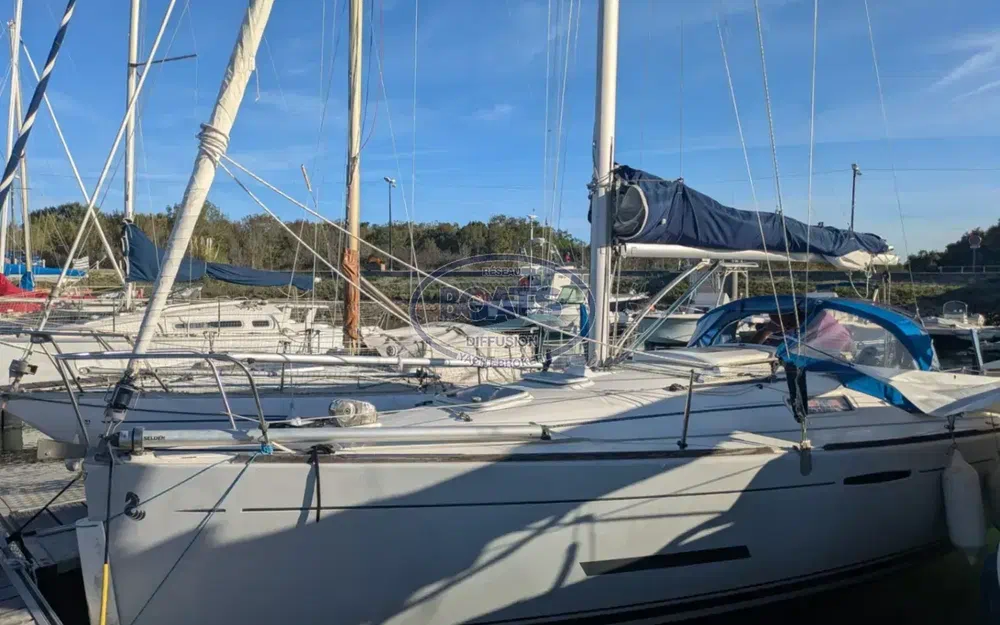 slider 1 Beneteau First 25.7
