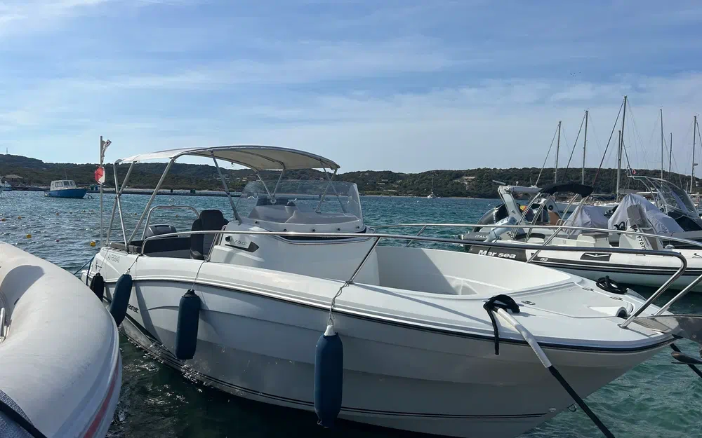 slider 1 Jeanneau Cap Camarat 7.5 CC