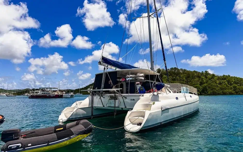 slider 2 Fountaine Pajot Athena 38