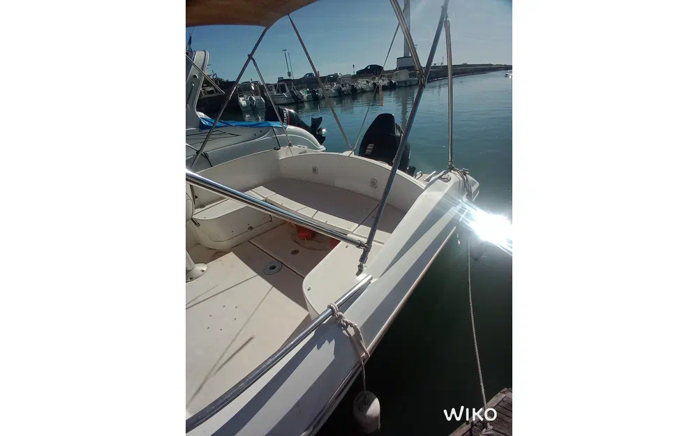 slider 2 Beneteau FLYER 650 SD