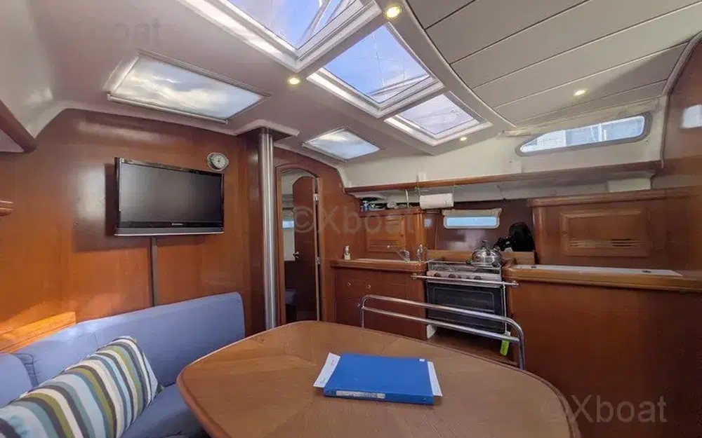 slider 10 Beneteau Oceanis 393 Clipper