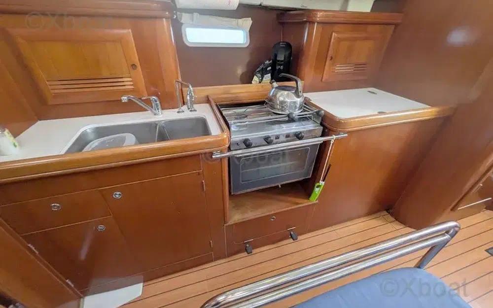 slider 11 Beneteau Oceanis 393 Clipper