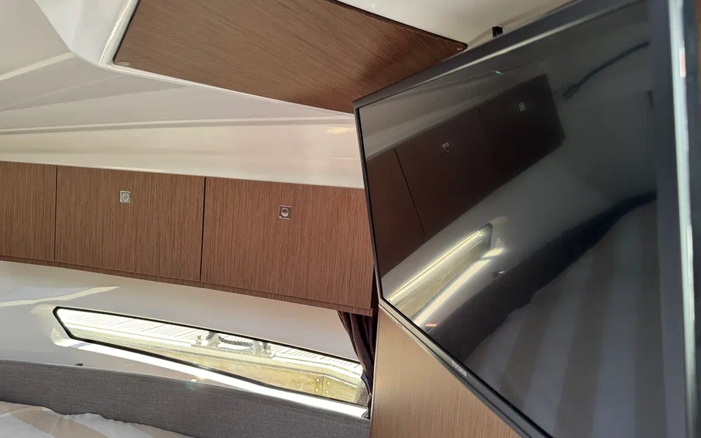 slider 27 Beneteau Antares 9 OB
