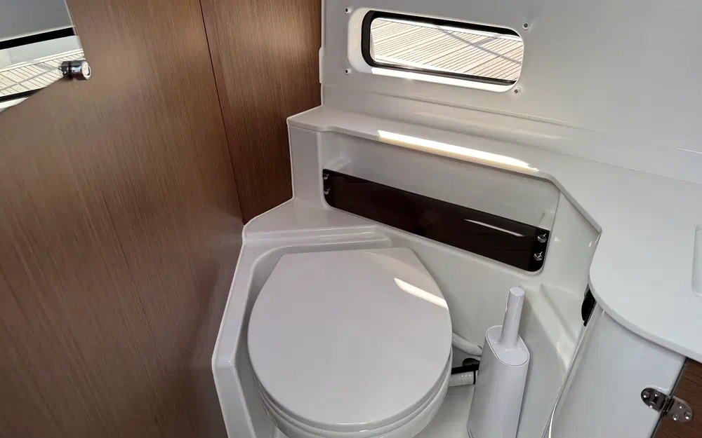 slider 29 Beneteau Antares 9 OB