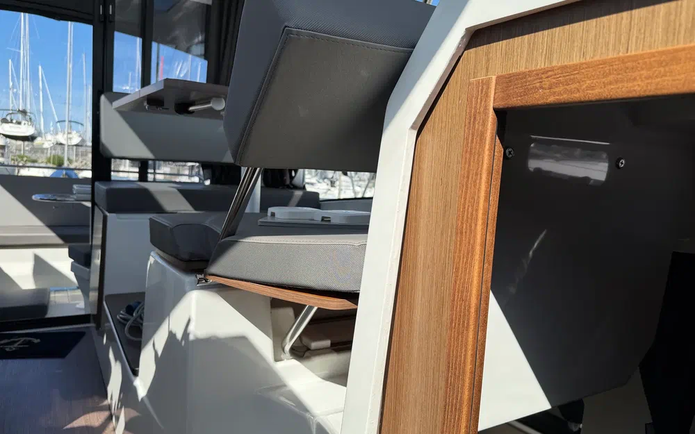 slider 24 Beneteau Antares 9 OB