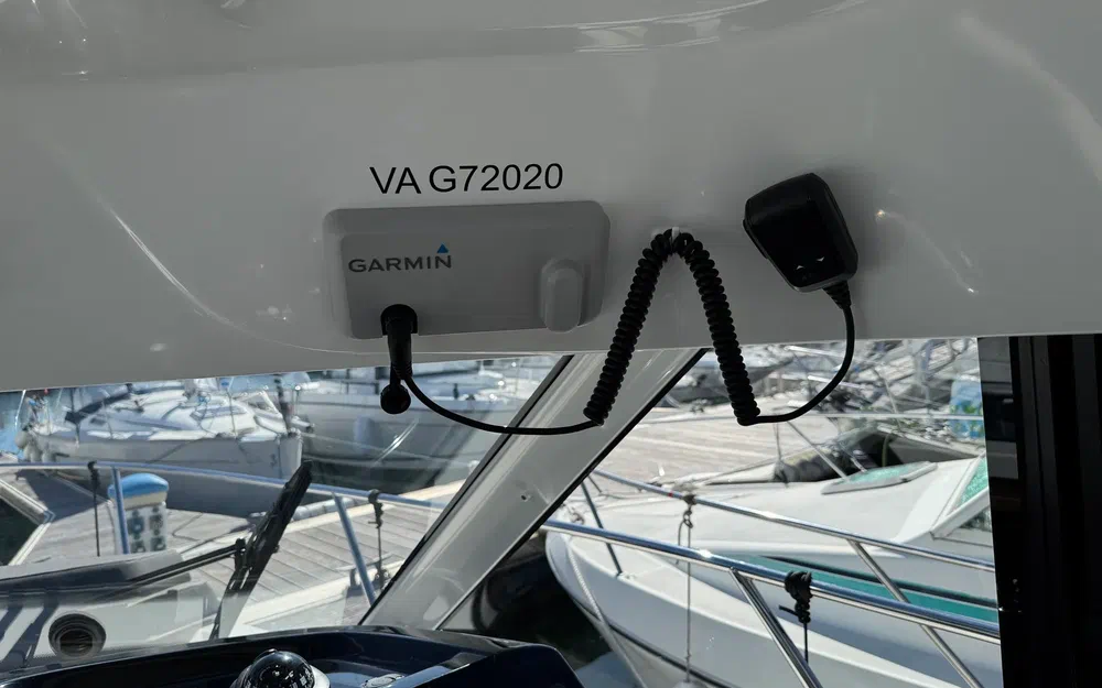 slider 17 Beneteau Antares 9 OB