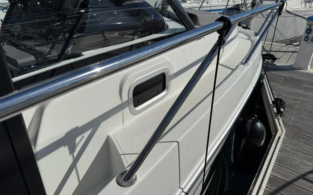 slider 14 Beneteau Antares 9 OB