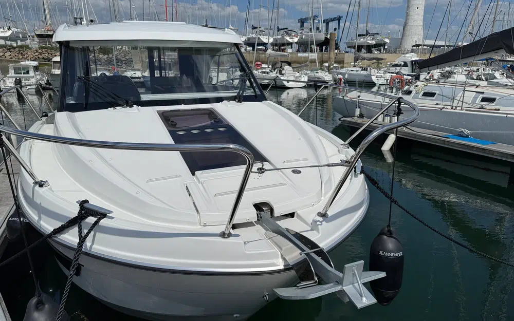 slider 3 Beneteau Antares 9 OB