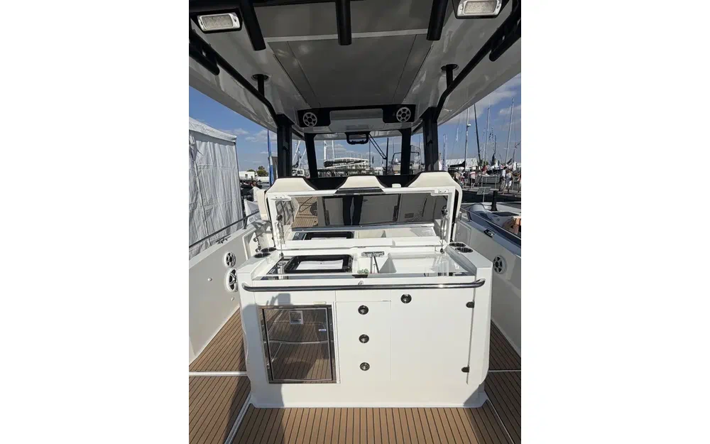 slider 7 Jeanneau Cap Camarat 10.5 CC
