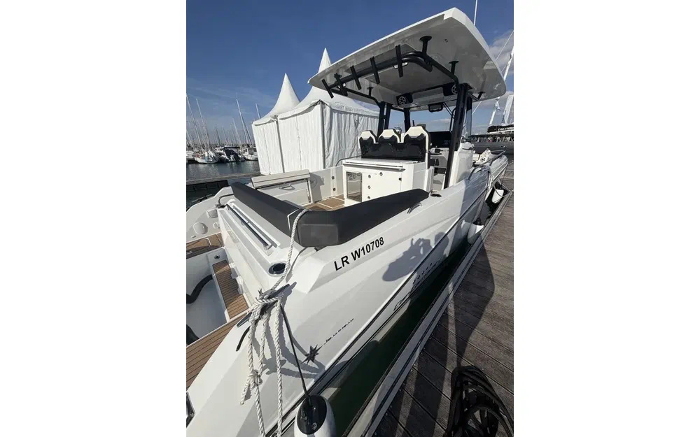 slider 8 Jeanneau Cap Camarat 10.5 CC