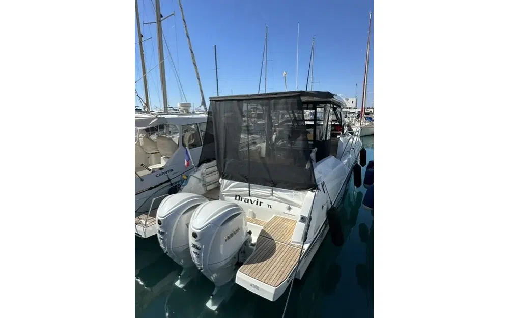 slider 0 Jeanneau Cap Camarat 10.5 WA Cap Camarat 10.5 Wa Serie 2