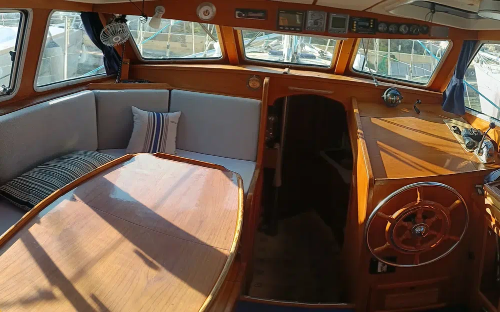 slider 5 Siltala Yachts Nauticat 35