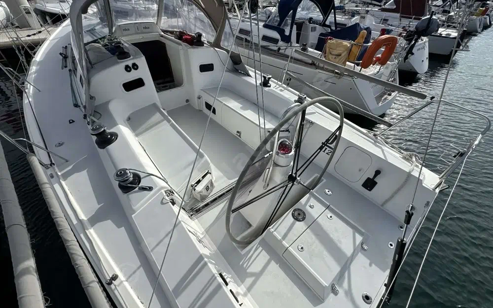 slider 9 J Boats J 112 E