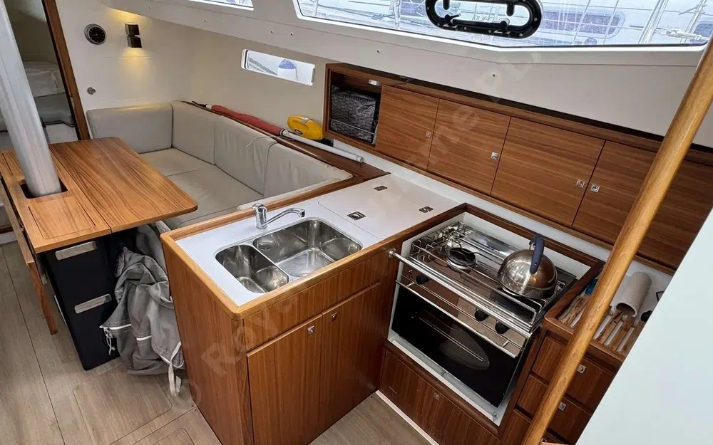 slider 13 J Boats J 112 E