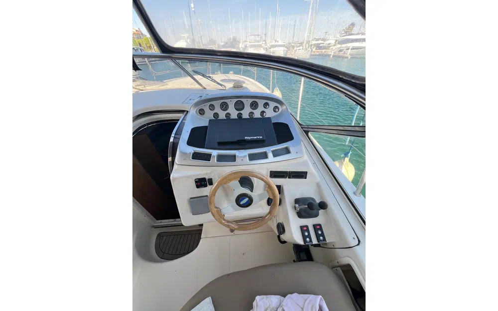slider 4 Bavaria 380 Sport