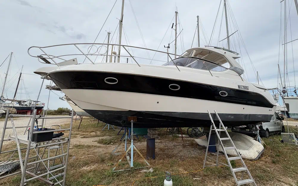 slider 17 Sessa Marine C30 Hard-Top