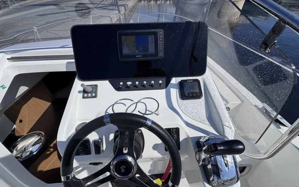 slider 3 Beneteau Flyer 8.8 SUNdeck