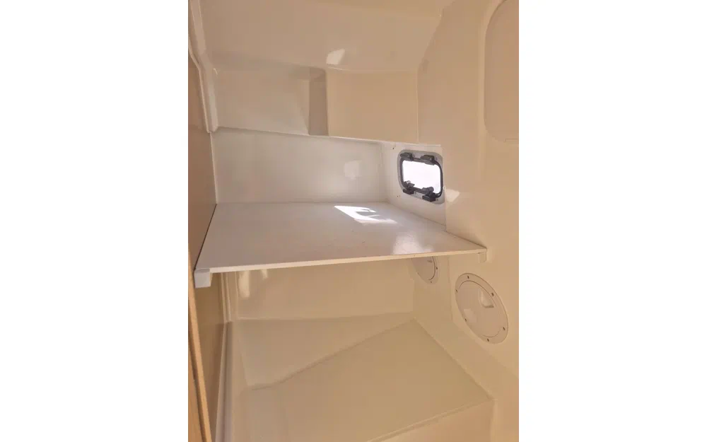 slider 7 Beneteau Flyer 8 SUNdeck