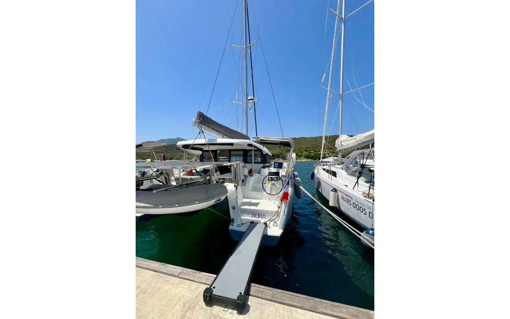 slider 7 Excess Catamarans Excess 11