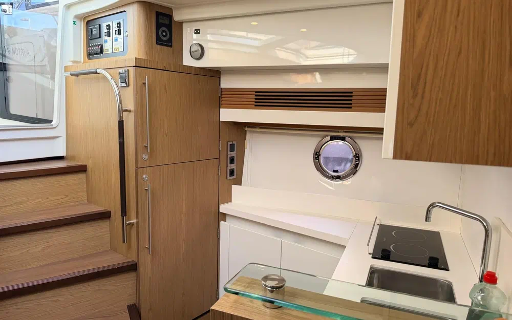 slider 17 Beneteau GT 44