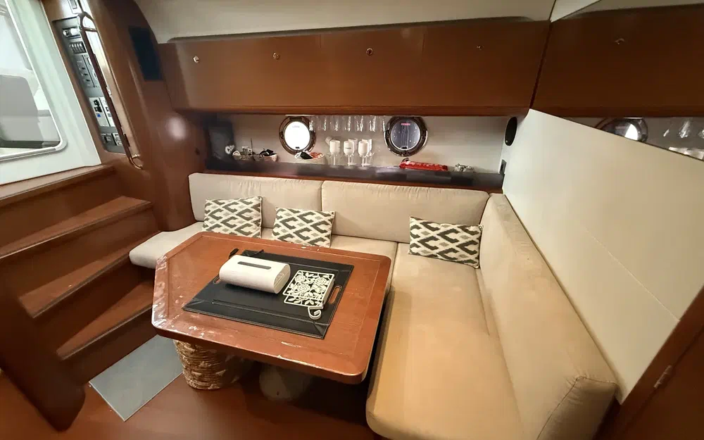 slider 16 Beneteau Flyer Gran Turismo 38