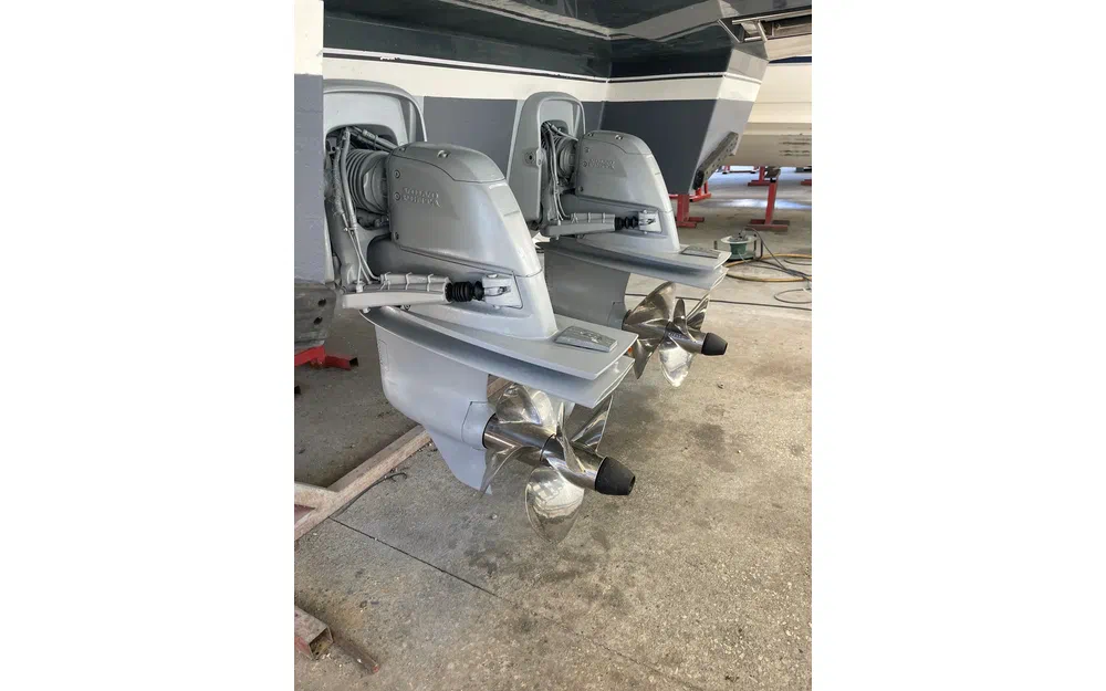 slider 28 Beneteau Flyer Gran Turismo 38