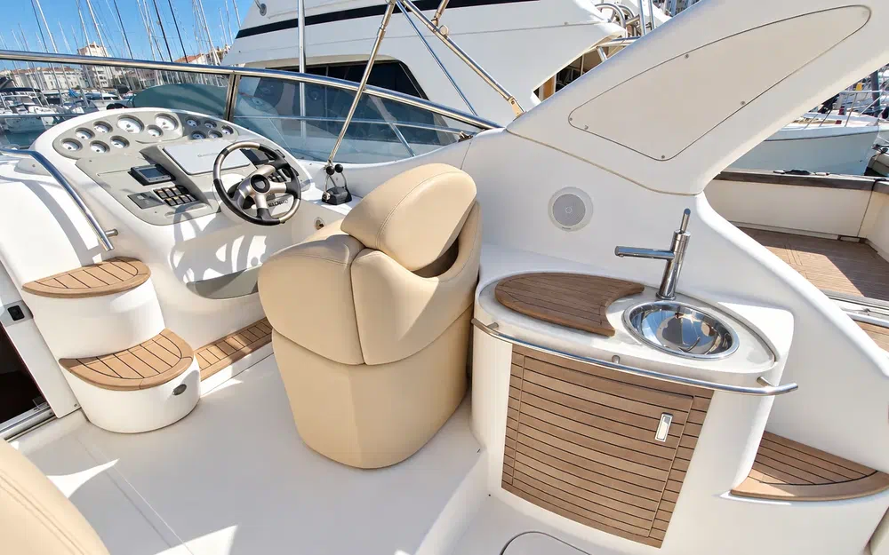 slider 6 Sessa Marine C35