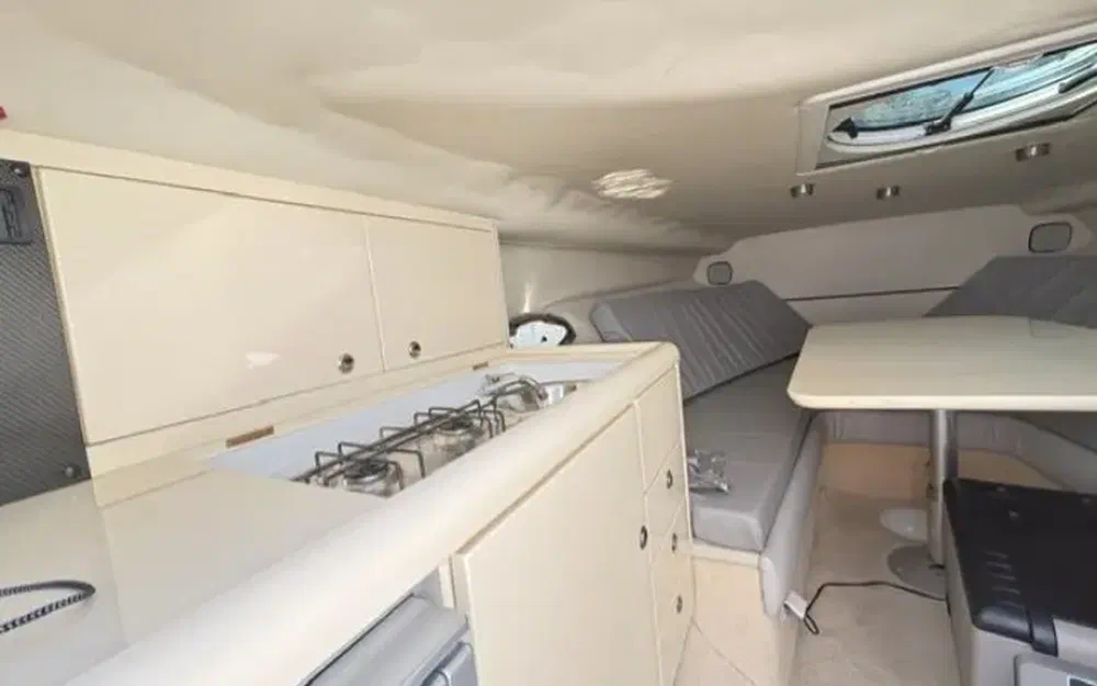 slider 6 Sunseeker Hawk 31