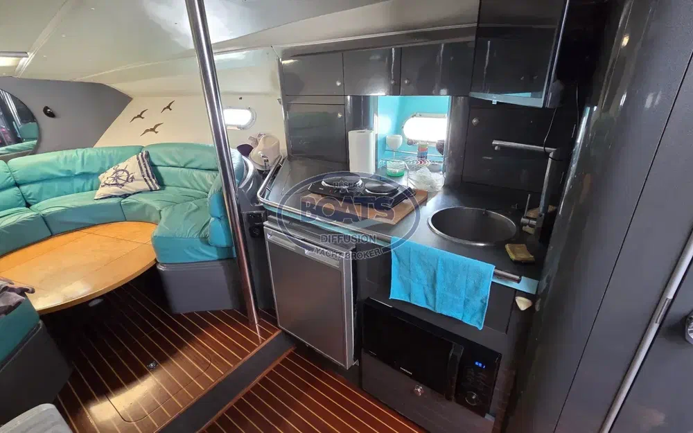 slider 9 Beneteau Flyer 10