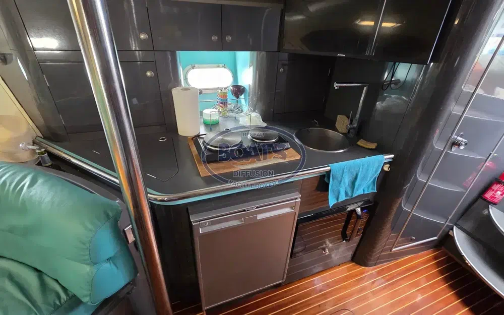 slider 10 Beneteau Flyer 10