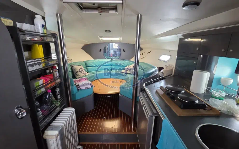 slider 5 Beneteau Flyer 10