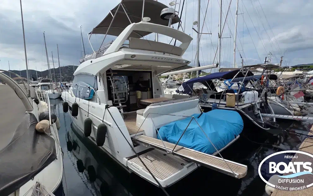 slider 0 Jeanneau Prestige 460 Fly