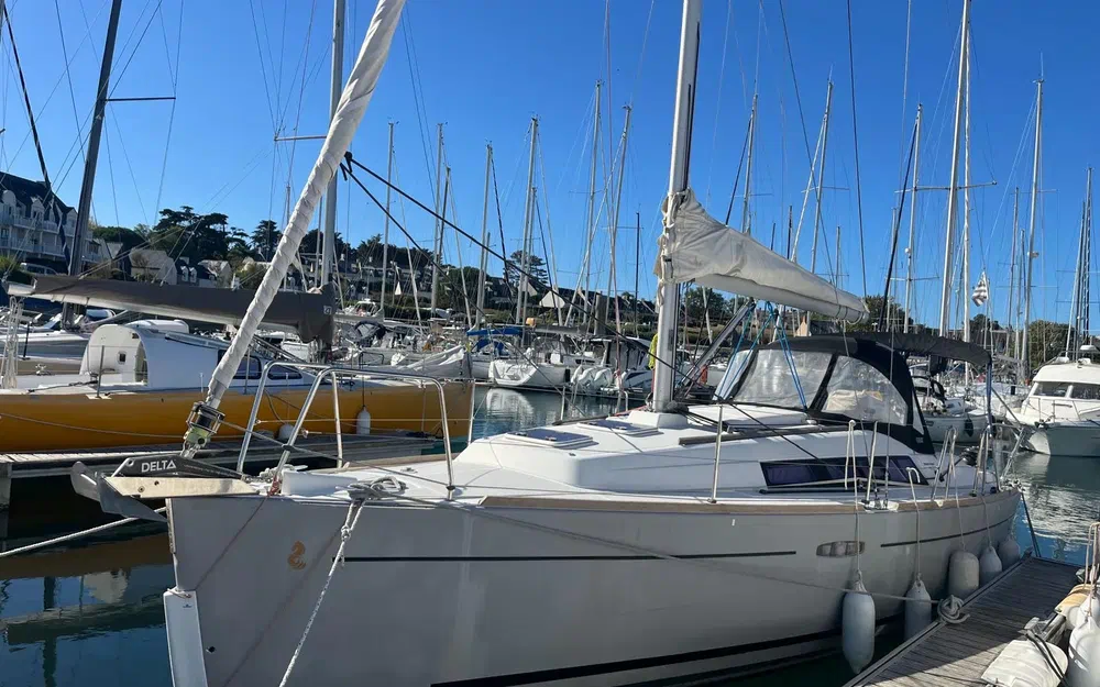 slider 2 Beneteau Oceanis 31