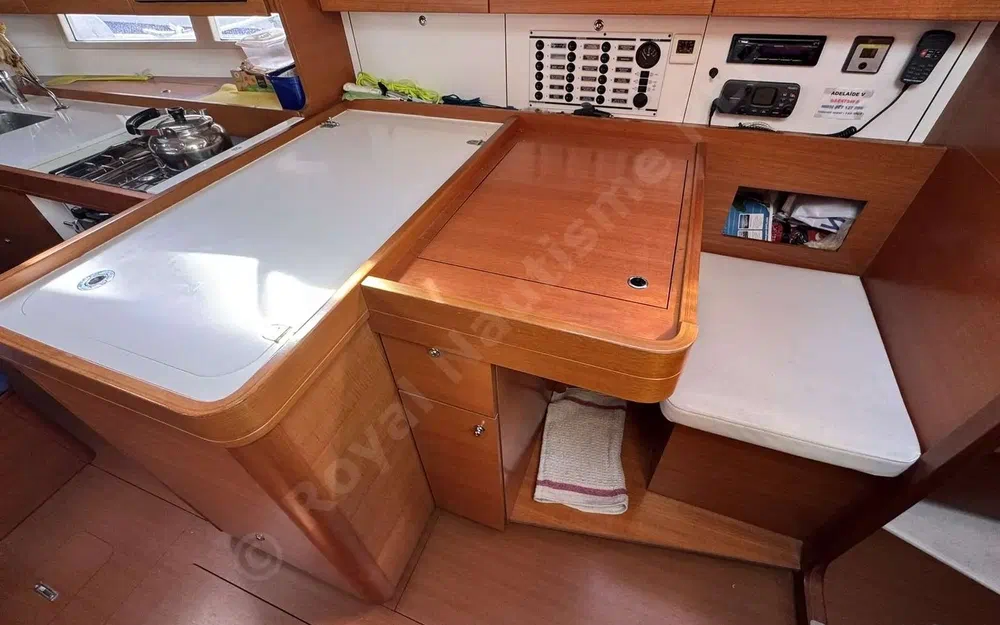 slider 16 Dufour 375 Grand Large