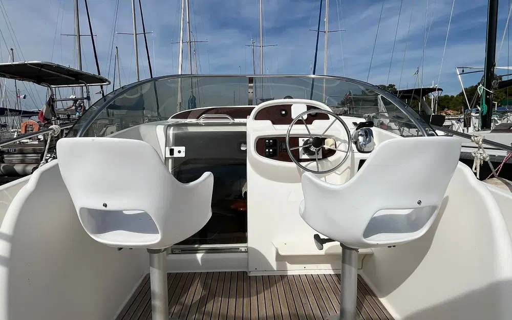 slider 12 Jeanneau Cap Camarat 755 WA