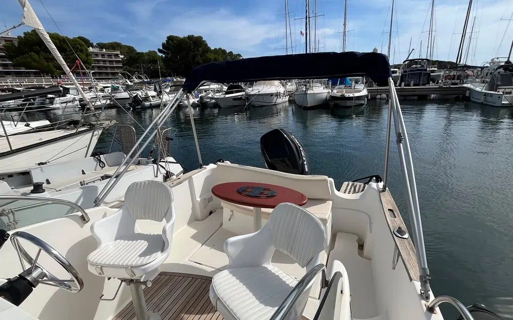 slider 19 Jeanneau Cap Camarat 755 WA